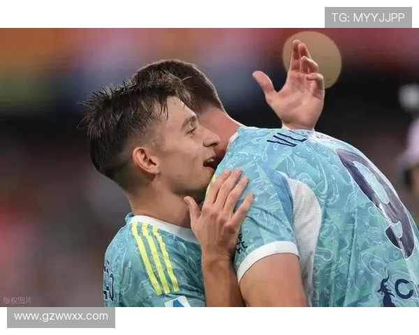 小孔塞桑谈与伊尔迪兹默契配合弗拉霍维奇或因内收肌受伤