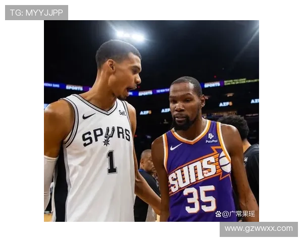 杜兰特谈马刺防守策略称意外包夹需传球精准避免失误